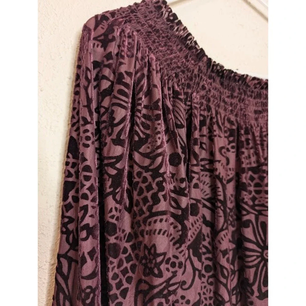 Free People Top Women Size Small Purple A Little Twist Off Shoulder Velvet Sheer